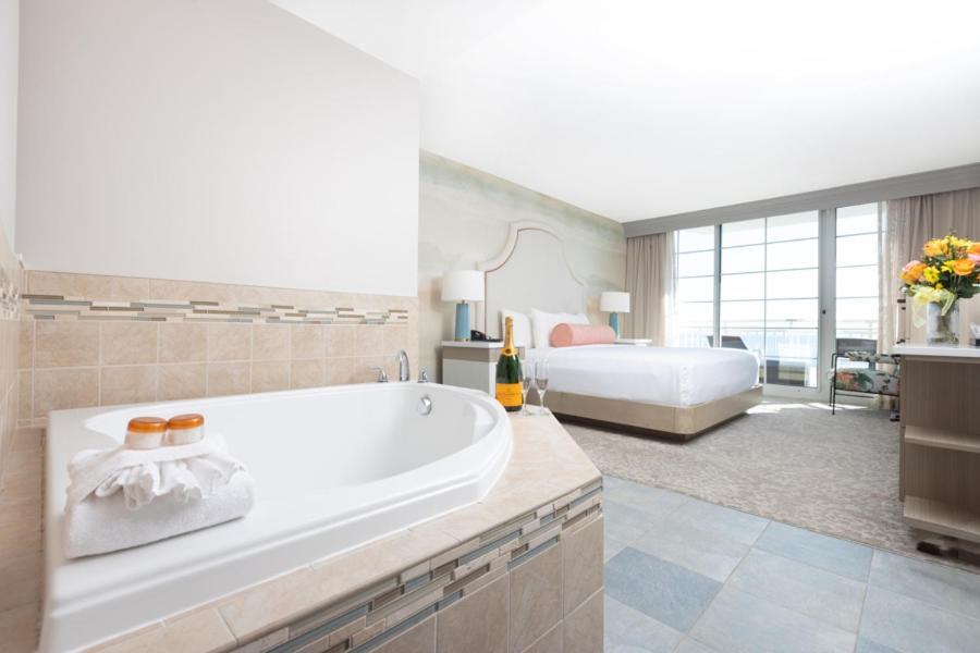 Ocean Club Hotel Кеп-Мей Екстер'єр фото